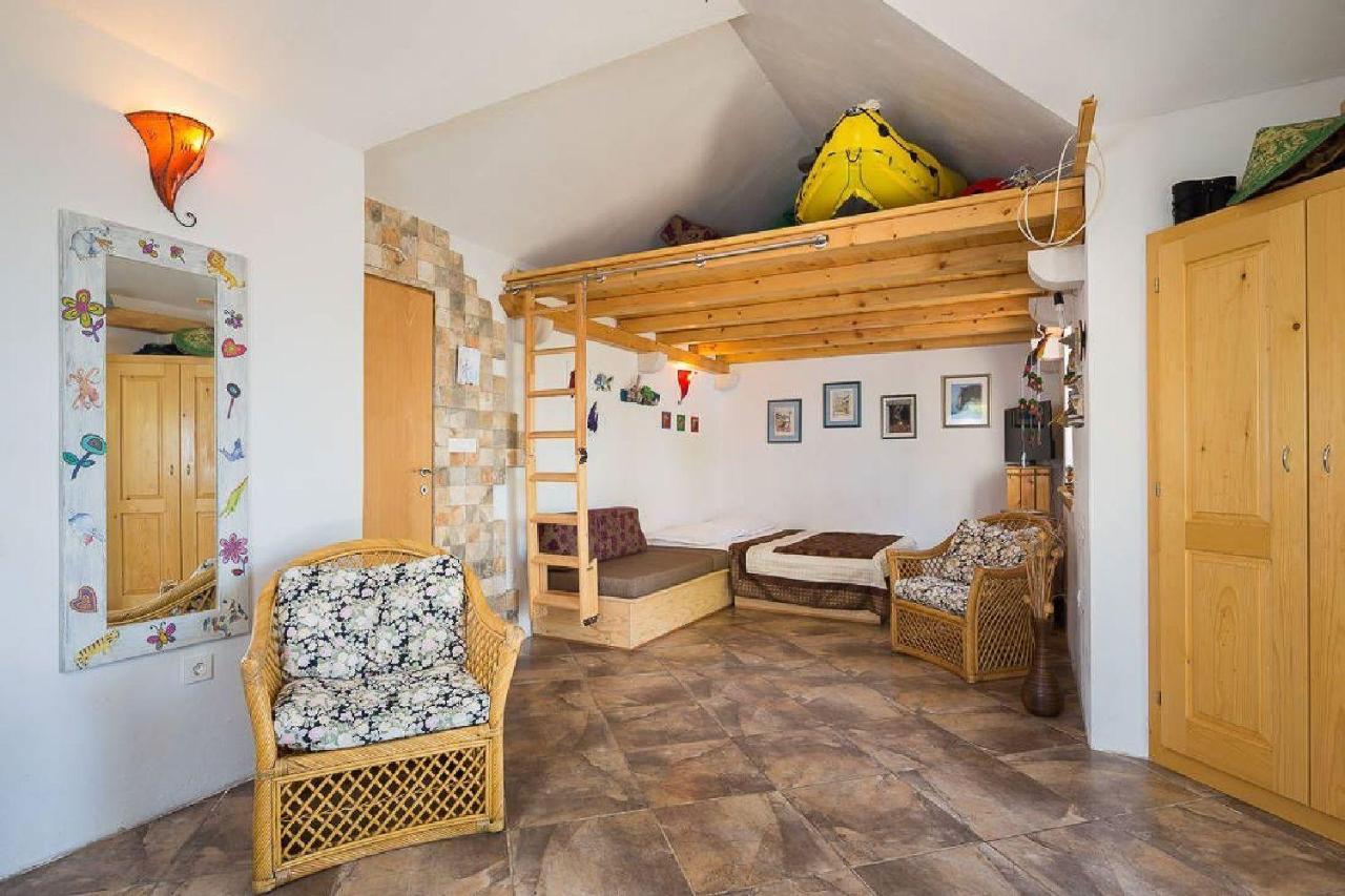 Вилла House Vesna Kupinova Милна Экстерьер фото