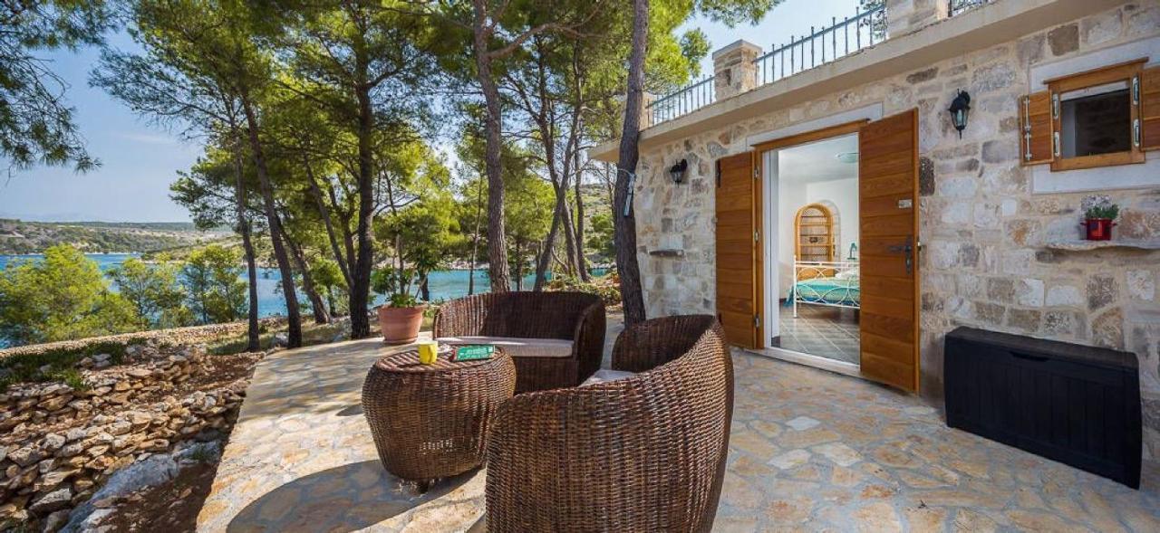 Вилла House Vesna Kupinova Милна Экстерьер фото