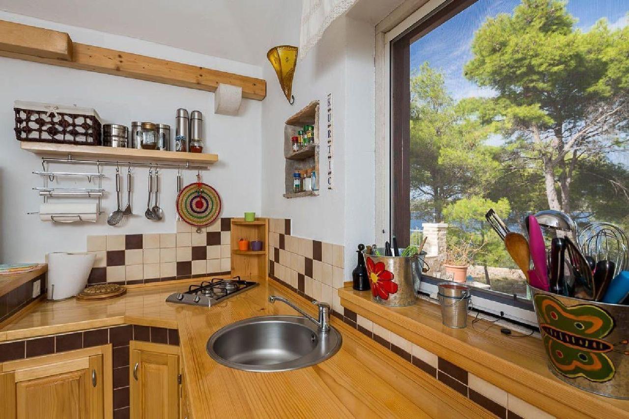 Вилла House Vesna Kupinova Милна Экстерьер фото