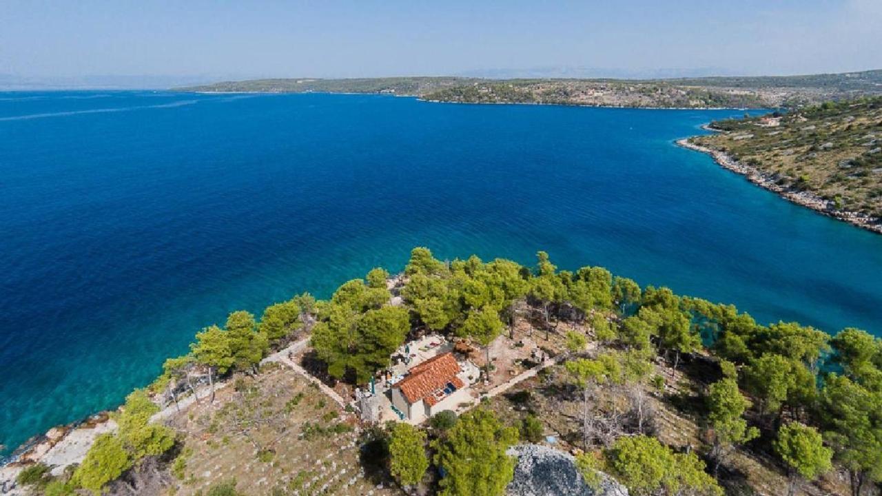 Вилла House Vesna Kupinova Милна Экстерьер фото